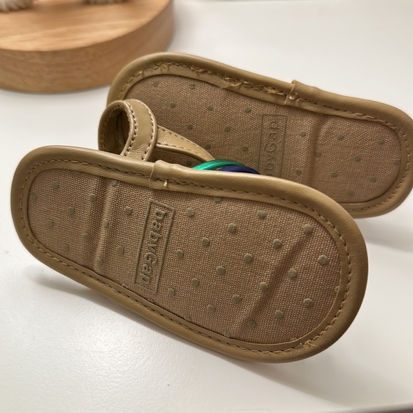 Strappy rainbow sandals - Picture 3 of 3